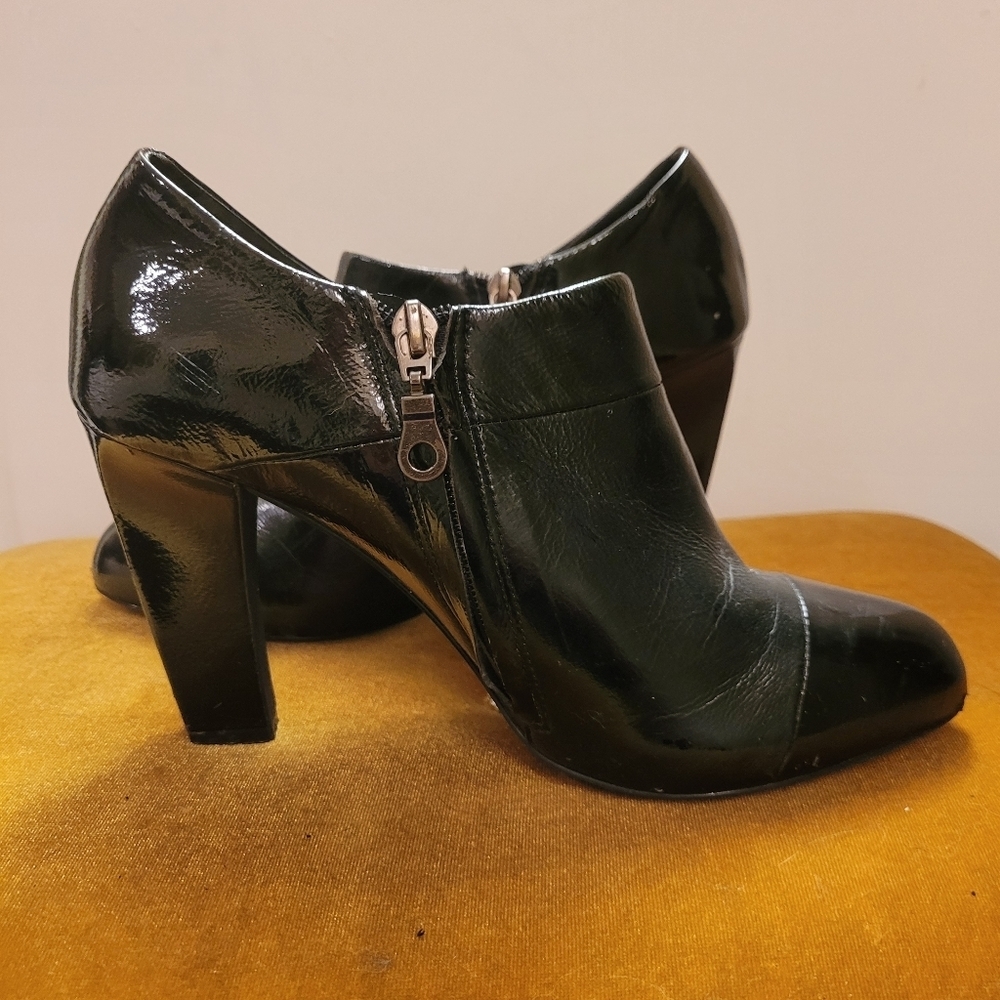WHBM Chic Black Patent Leather Side Zip Slant Heel Ankle Bootie - Picture 8 of 16